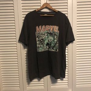 Old Navy Marvel Super Heroes Tee. Size XXL.